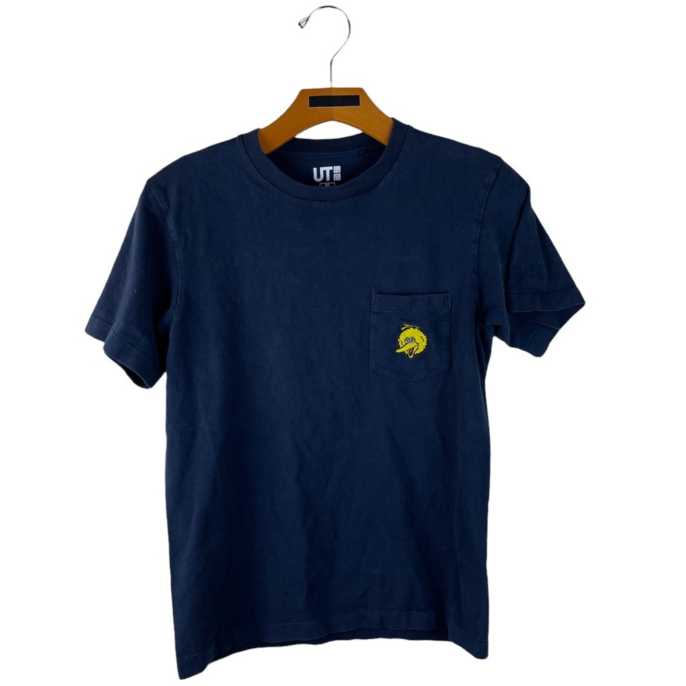 KAWS x Uniqlo x Sesame Street Big Bird Pocket T-Shirt Size XS